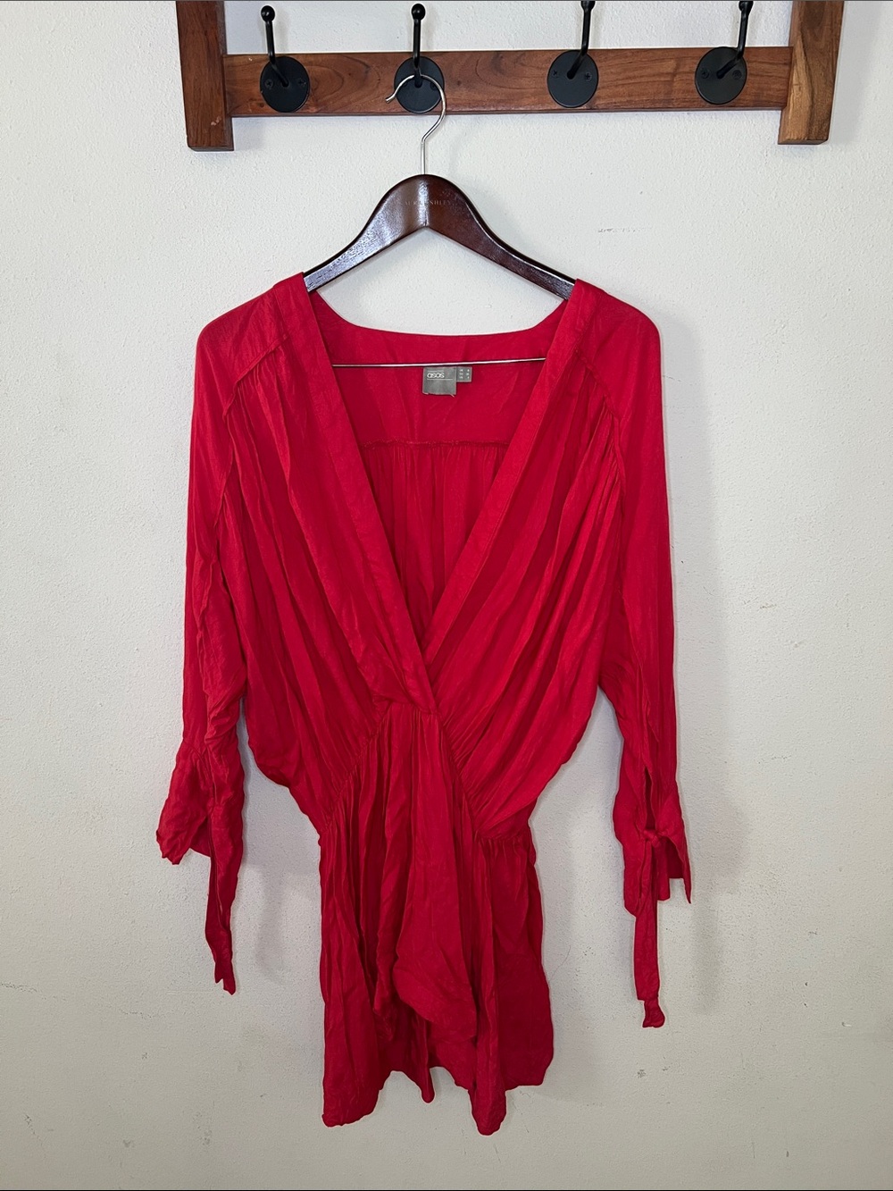 ASOS Coral Blouse V-neck Mid-Sleeve Size 4 BOHO